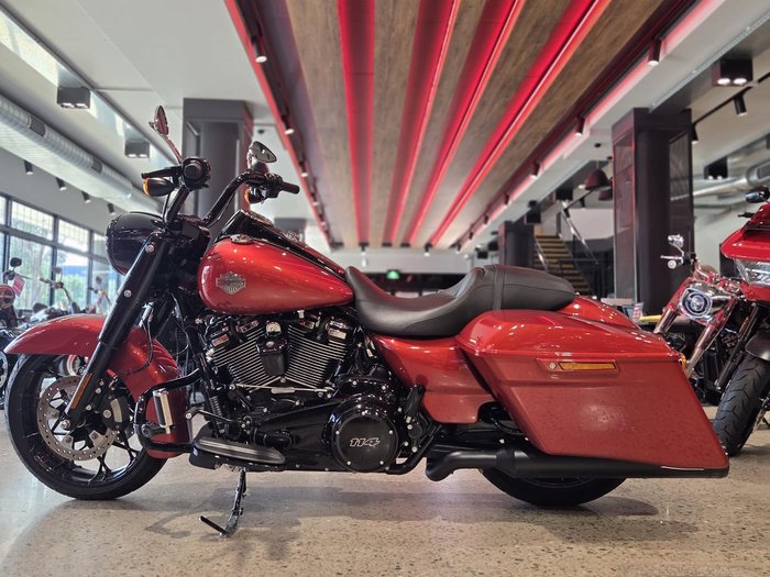 Harley-Davidson Road King Special 114 (FLHRXS) Touring