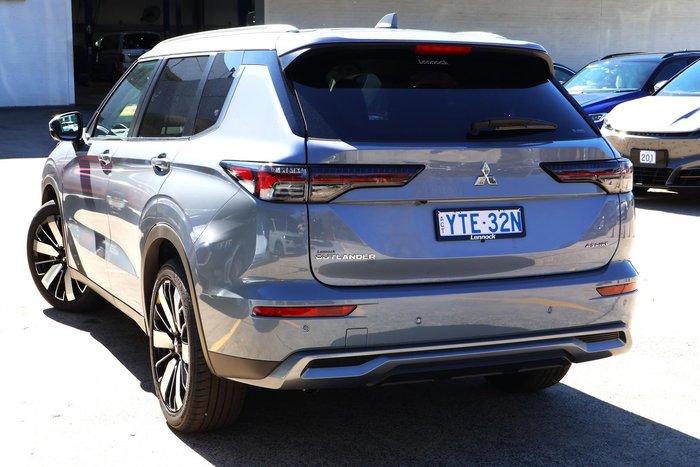 2025 Mitsubishi Outlander Aspire