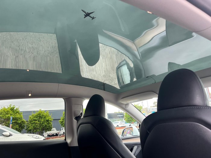 2024 Tesla Model Y Rear-Wheel Drive