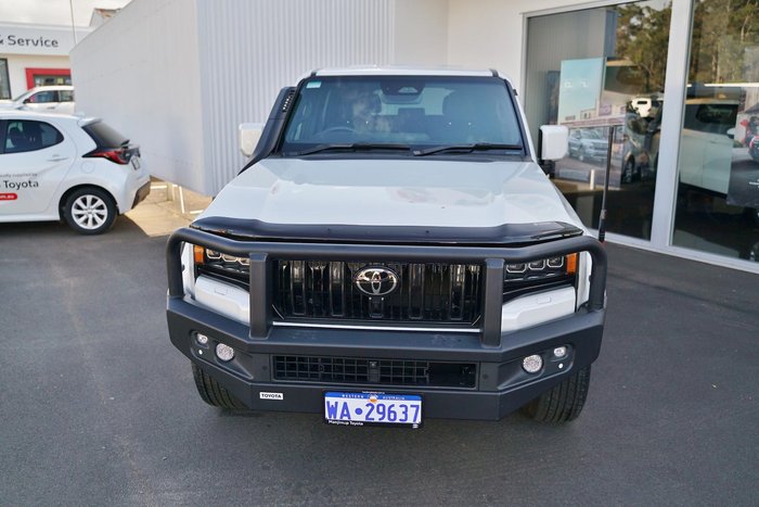 2024 Toyota Landcruiser Prado