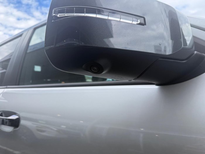 2026 Nissan Navara ST-X