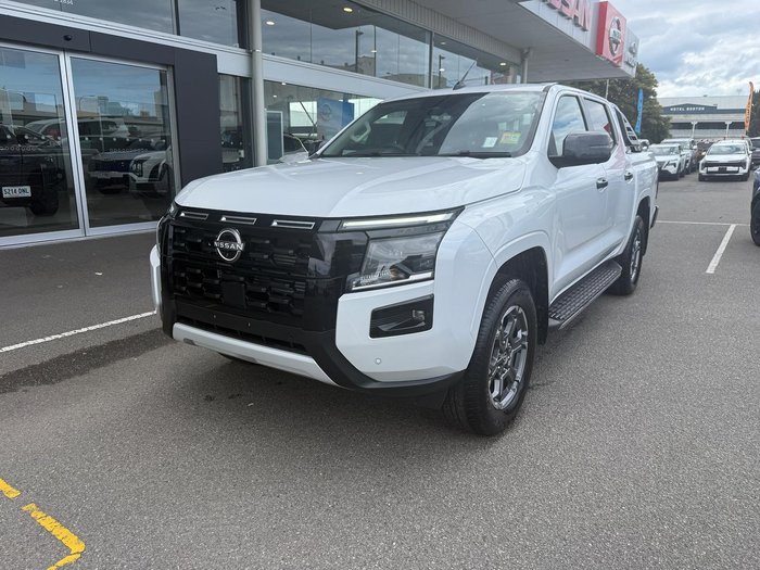 2026 Nissan Navara ST-X