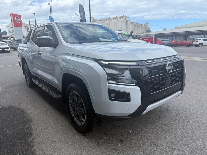 2026 Nissan Navara ST-X