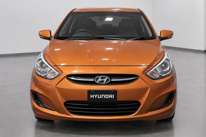 2016 Hyundai Accent Active