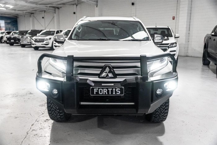 2022 Mitsubishi Pajero Sport Exceed