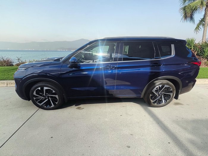2024 Mitsubishi Outlander Exceed