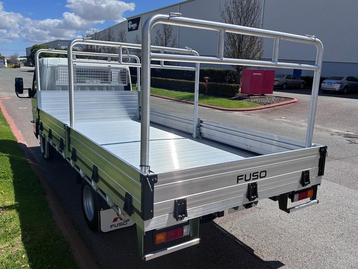 2025 Fuso Canter 515