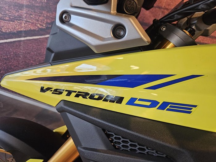 2024 Suzuki V-Strom 1050DE V-Strom Yellow