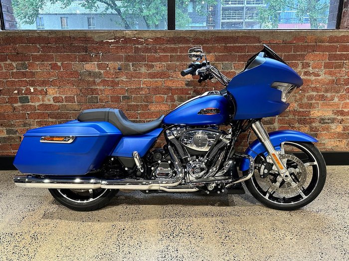 Harley-Davidson Road Glide 117 (FLTRX) Touring
