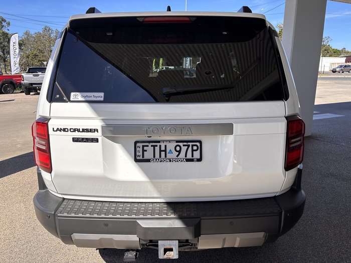 2025 Toyota Landcruiser Prado