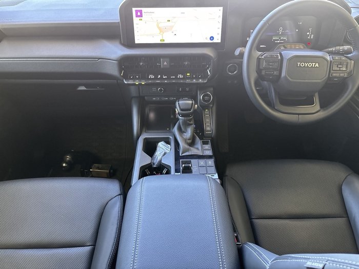 2025 Toyota Landcruiser Prado