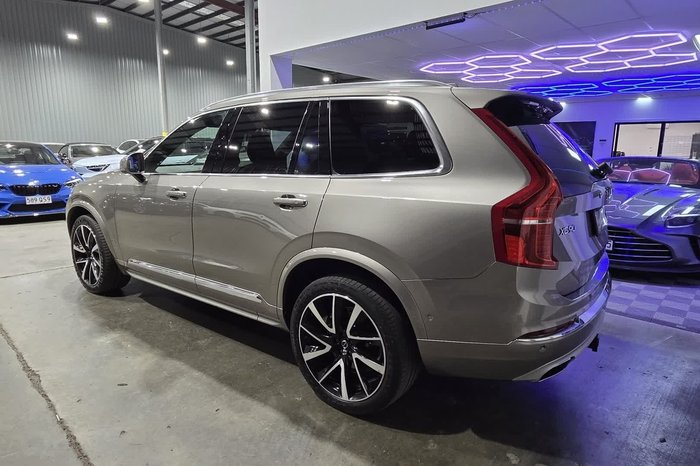 2021 Volvo XC90 T6 Inscription