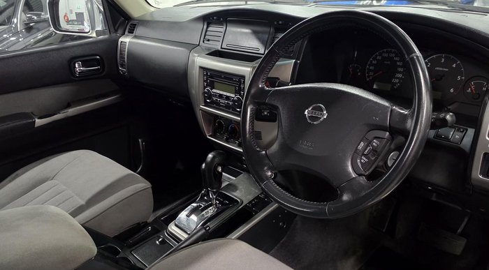 2010 Nissan Patrol ST