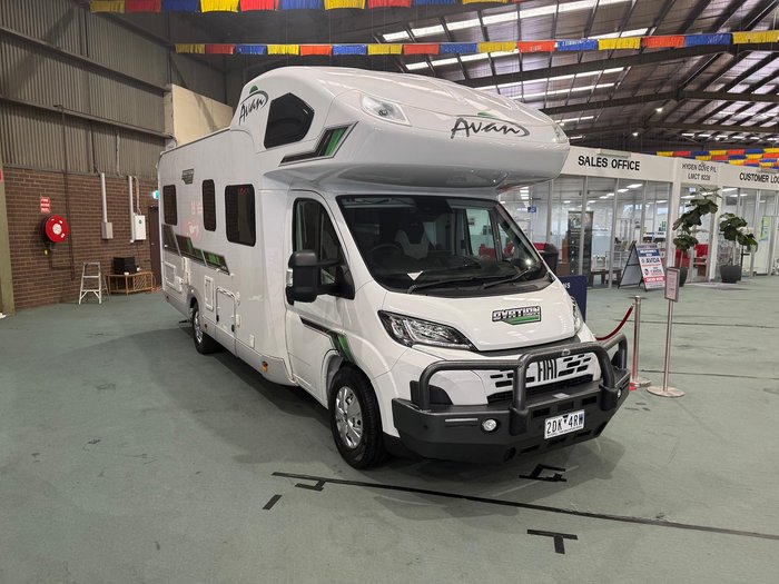 2025 Avan Ovation M5
