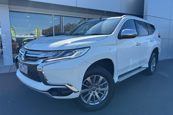2018 Mitsubishi Pajero