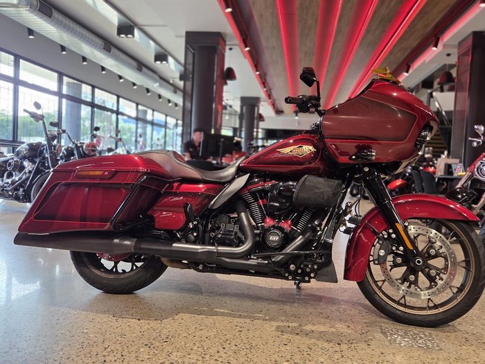 2023 Harley-Davidson CVO Road Glide Anniversary 117 (FLTRXSEANV)