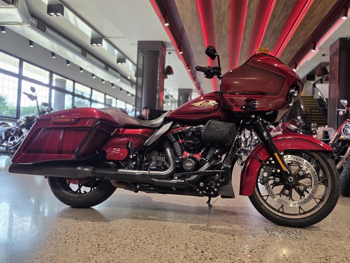 2023 Harley-Davidson CVO Road Glide Anniversary 117 (FLTRXSEANV)