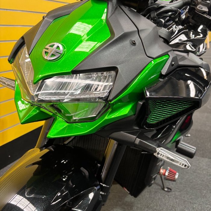 2020 Kawasaki NINJA H2 SX SE Black