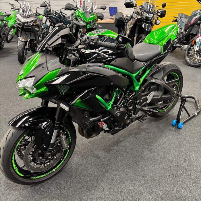 2020 Kawasaki NINJA H2 SX SE Black