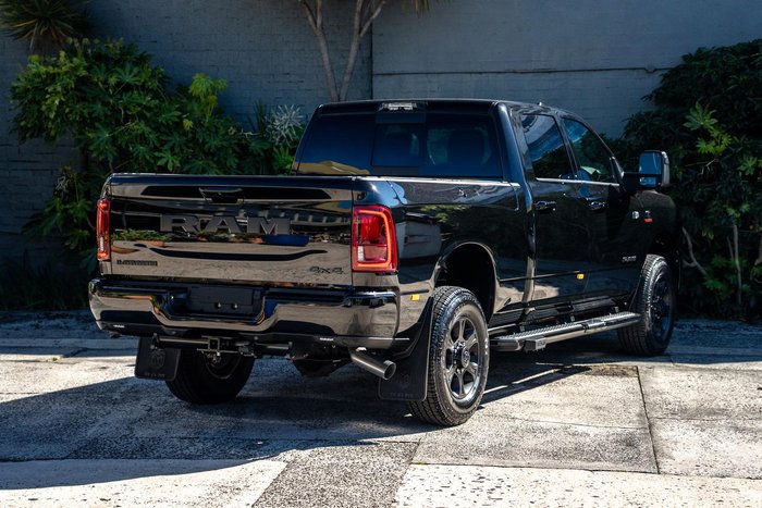 2026 RAM 2500 Laramie Rambox