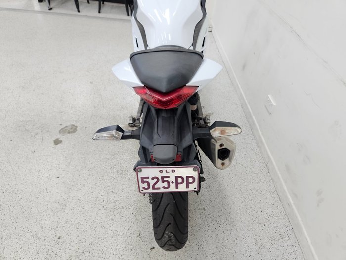 2014 Kawasaki NINJA 300 White