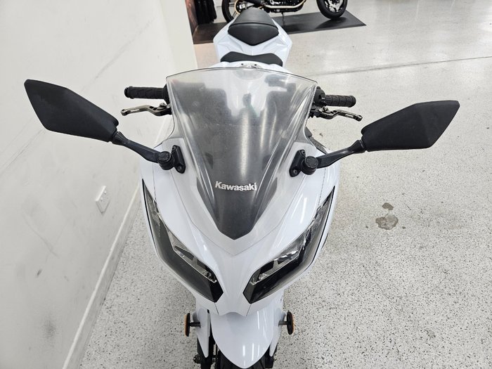 2014 Kawasaki NINJA 300 White