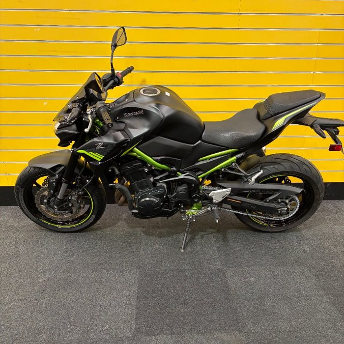 2020 Kawasaki Z900 (ZR900) Black