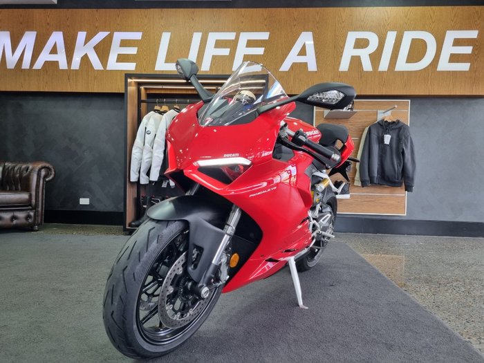 2021 DUCATI PANIGALE V2