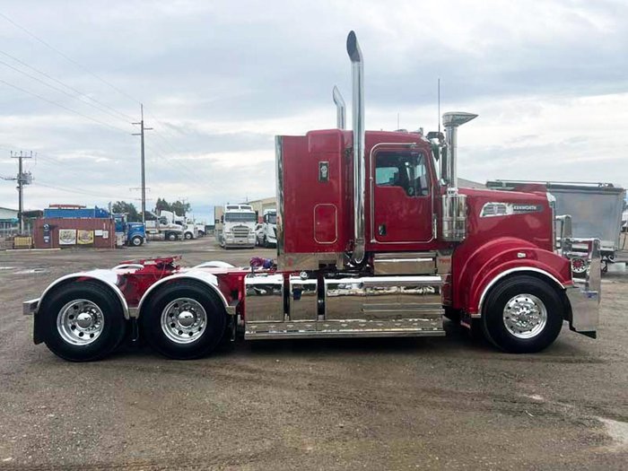 2024 Kenworth T909
