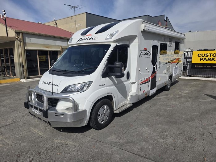 2017 Avan Ovation M6
