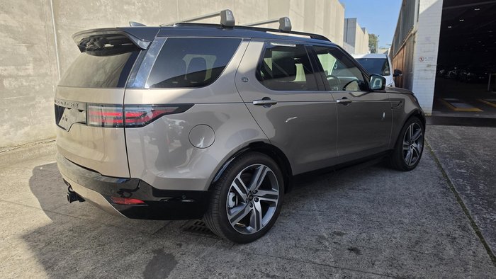 2023 Land Rover Discovery P360 Dynamic HSE