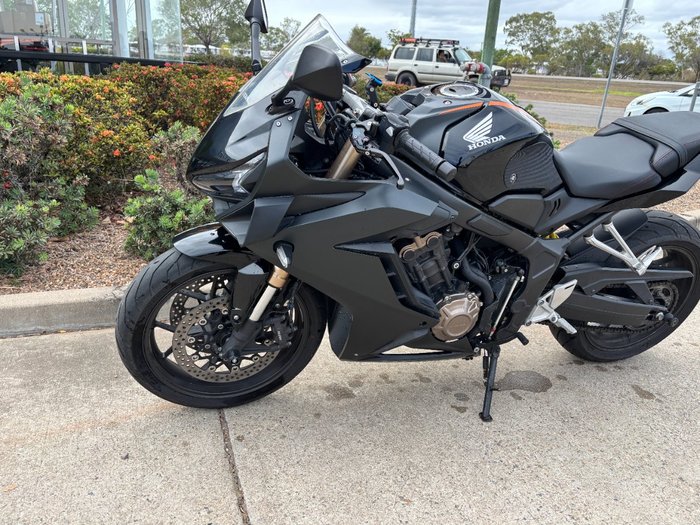 2022 Honda CBR650R Black