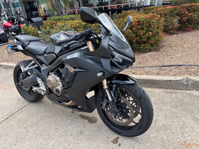 2022 Honda CBR650R Black