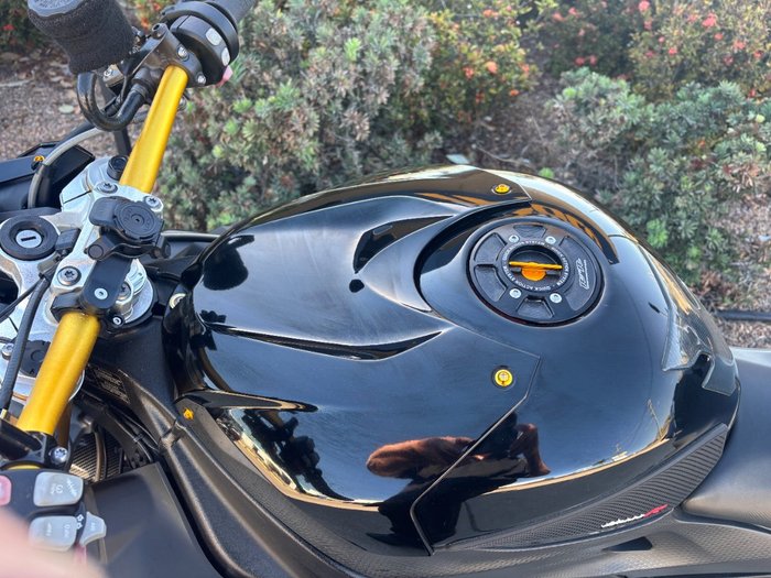 2016 BMW Motorrad S 1000 R Black