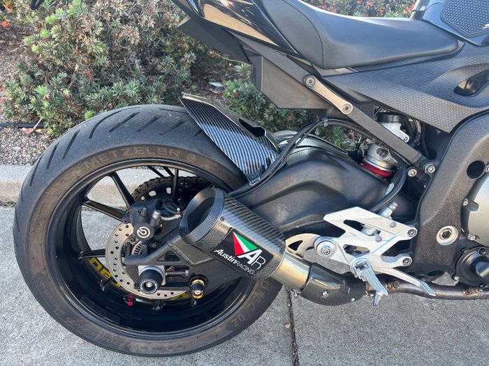 2016 BMW Motorrad S 1000 R Black