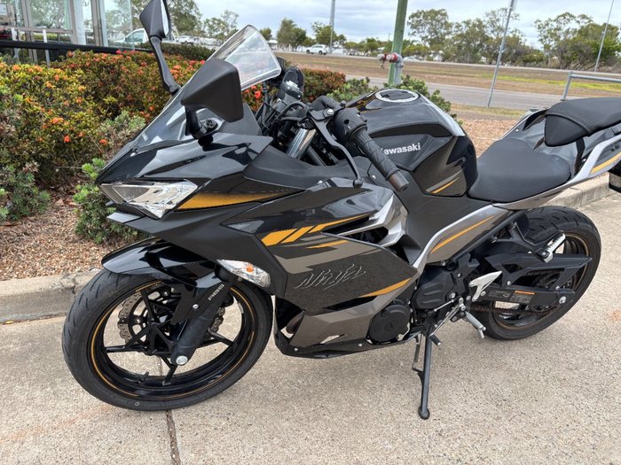 2021 Kawasaki 2021 Kawasaki 400CC Z400 SPORTS grey