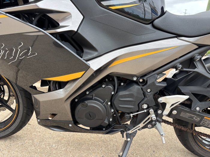 2021 Kawasaki 2021 Kawasaki 400CC Z400 SPORTS grey