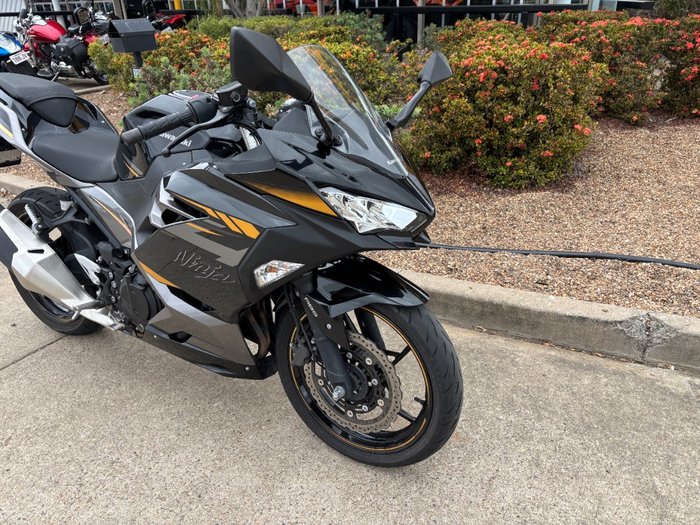 2021 Kawasaki 2021 Kawasaki 400CC Z400 SPORTS grey