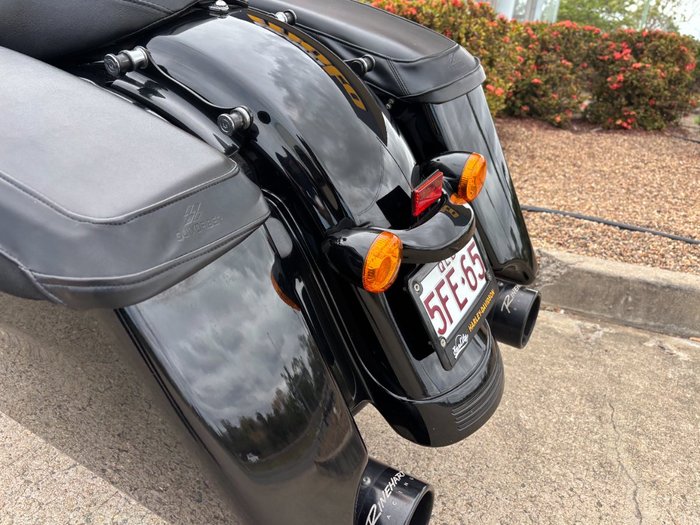 2021 Harley-davidson FLHXS STREET GLIDE SPECIAL Black