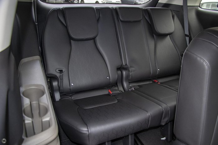 2026 Kia Carnival GT-Line HEV KA4 PE MY27 Snow White Pearl