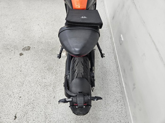 2023 Triumph TRIDENT 660 Orange