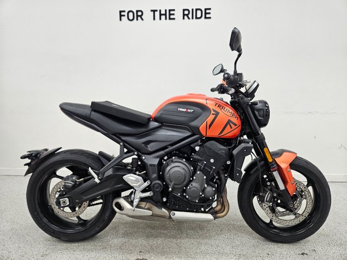 2023 Triumph TRIDENT 660 Orange