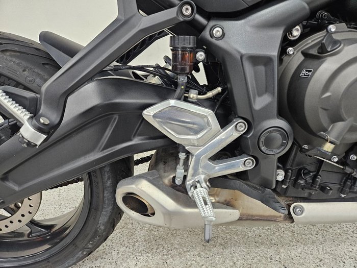 2023 Triumph TRIDENT 660 Orange