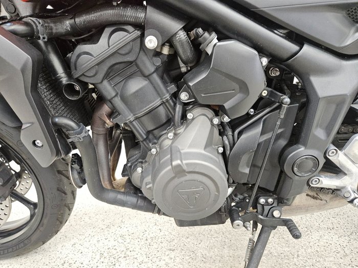 2023 Triumph TRIDENT 660 Orange