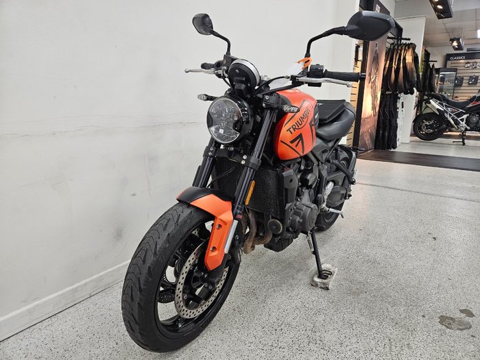 2023 Triumph TRIDENT 660 Orange