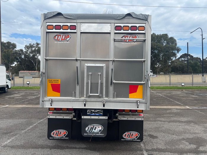 2022 Freightliner Cascadia