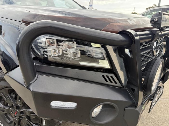 2022 Nissan Navara ST-X