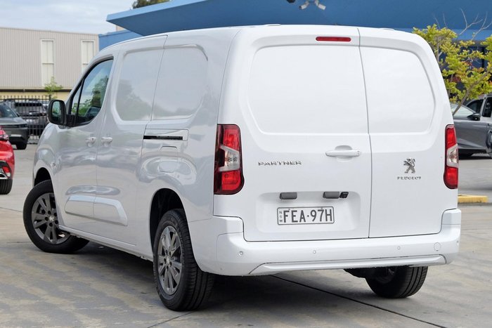 2023 Peugeot Partner