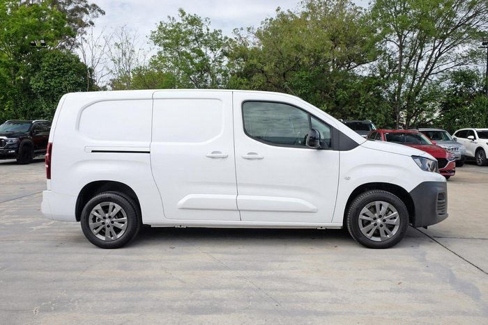 2023 Peugeot Partner