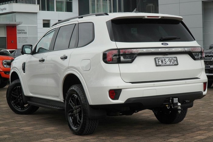 2025 Ford Everest Black Edition